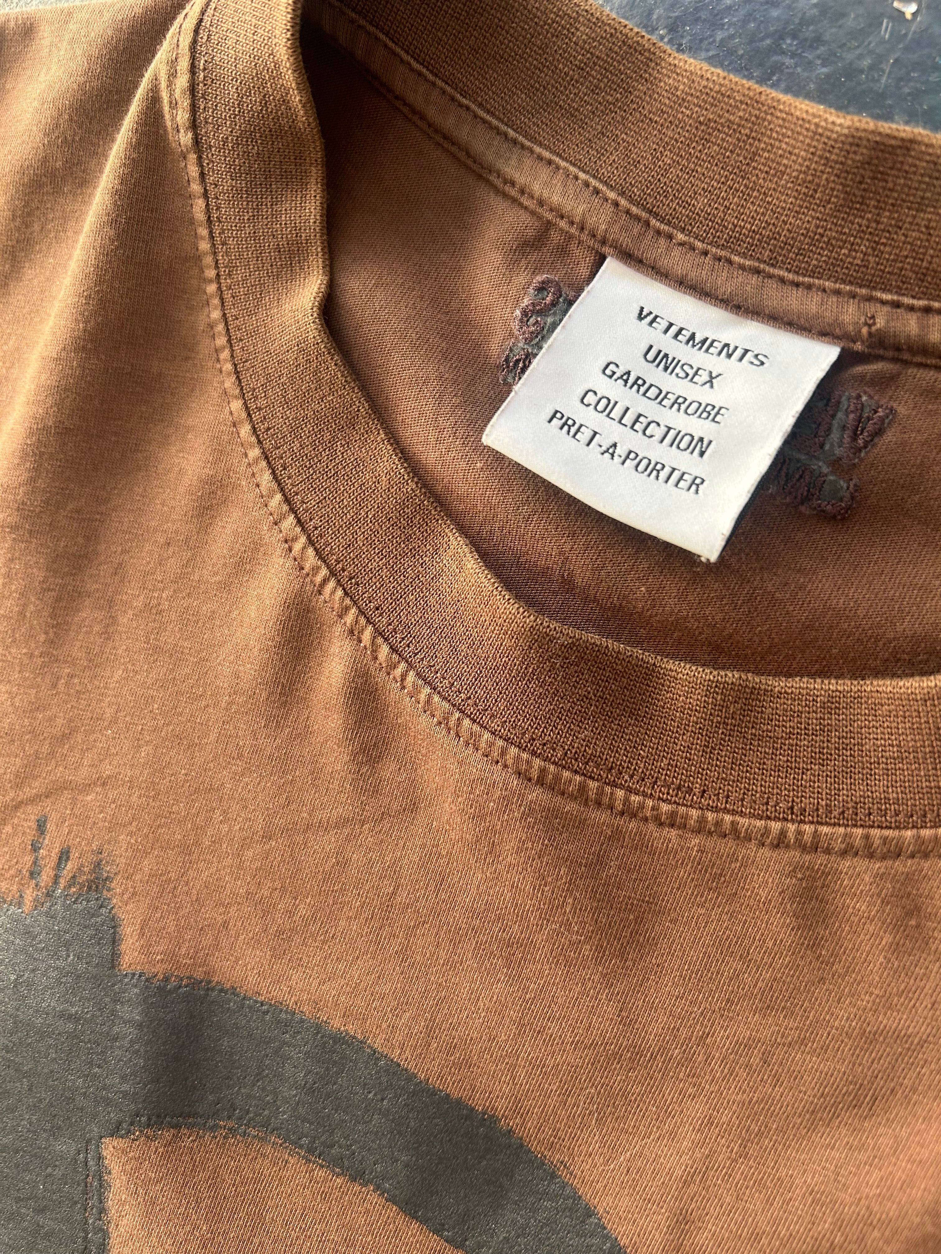 VETEMENTS BEIGE DOUBLE ANARCHY T-SHIRT